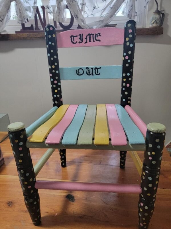 VINTAGE CHILDS CHAIR TIME OUT!