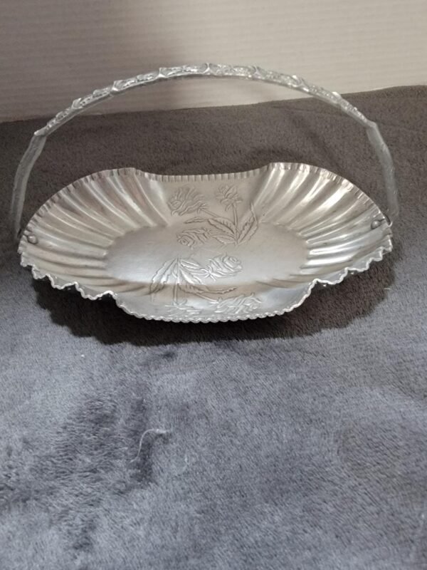 VINTAGE ALUMINIUM OVAL TRAY