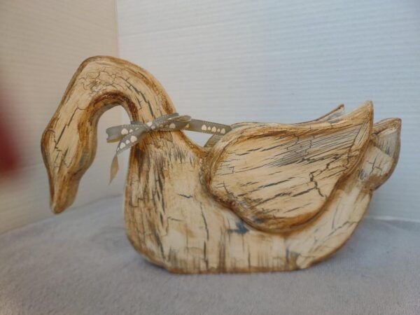 WOODEN GOOSE
