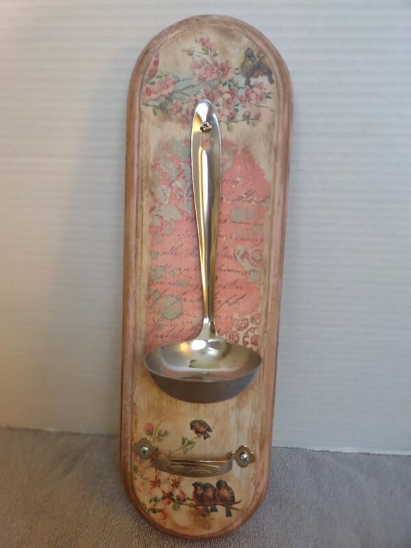 TEALIGHT CANDLE HOLDER