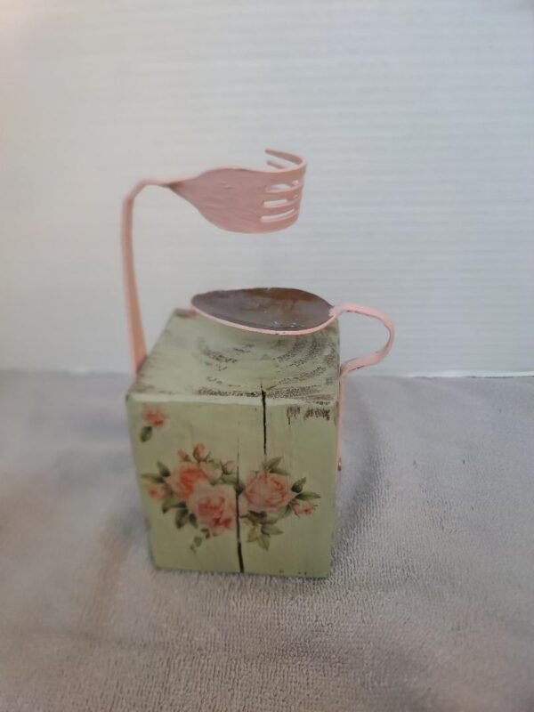 UNUQUE TAPER CANDLE HOLDER - Image 3